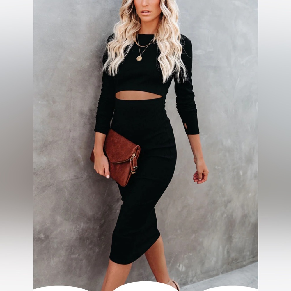 Bodycon black midi dress with cutout